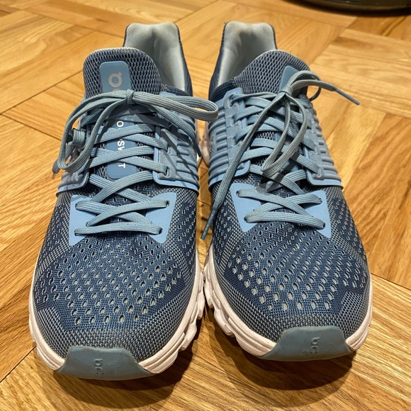 Cloudswift PR Sneakers - Picture 7 of 11